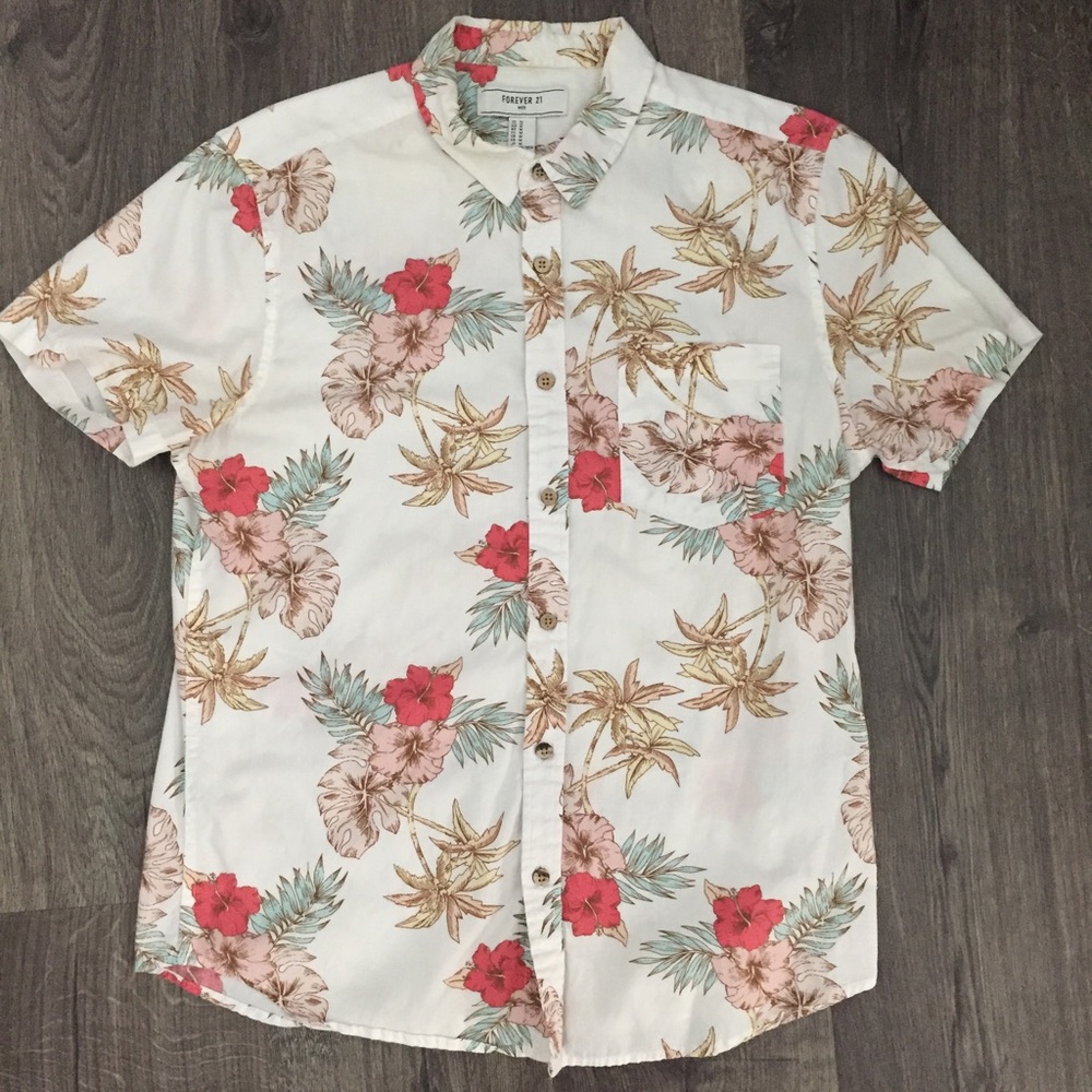 Forever 21 Men - short sleeve button-up - Sz Medium